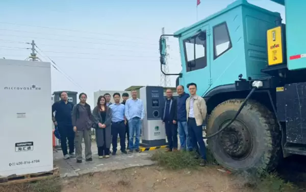 UCHEN New Energy сотрудничает с State Grid в строительстве демонстрационной зарядной станции мощностью один мегаватт.